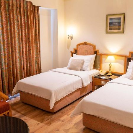 Cag Pride Hotel Коимбаторе Екстериор снимка