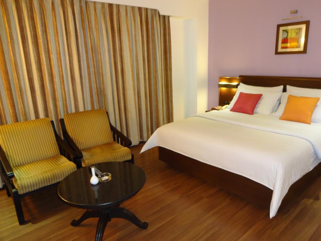 Cag Pride Hotel Коимбаторе Екстериор снимка