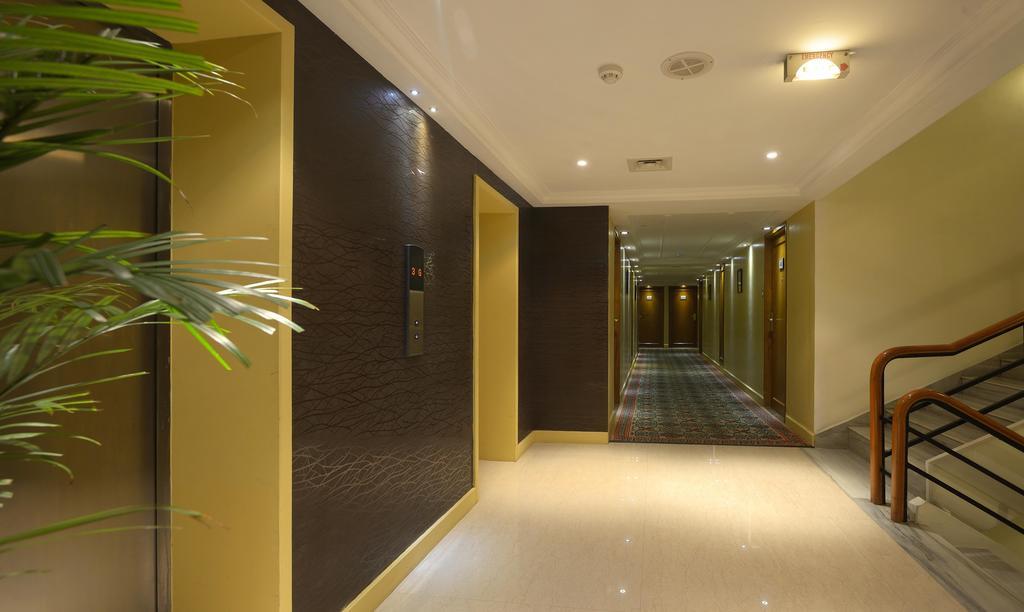 Cag Pride Hotel Коимбаторе Екстериор снимка